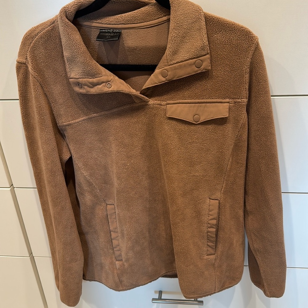 32 degrees HEAT. SIZE SMALL. very soft teddy bear material